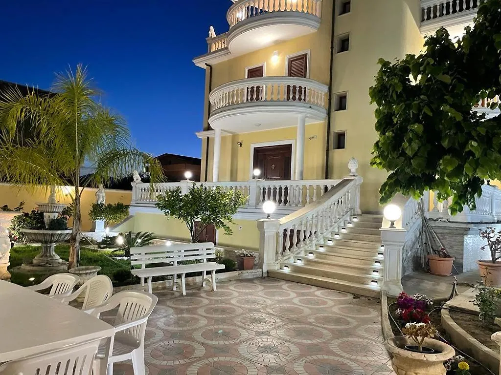 Bed and Breakfast Nicole House Gallico Marina